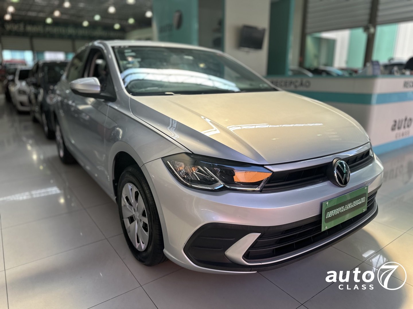VOLKSWAGEN POLO 1.0 MPI MANUAL Prata - Auto7 Class