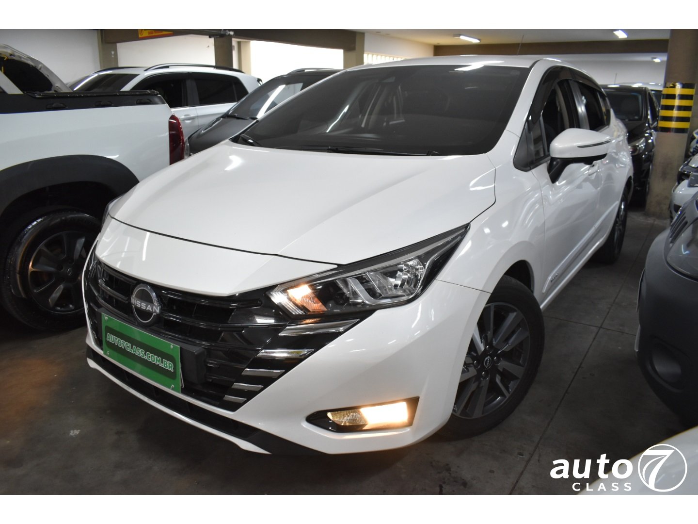 NISSAN VERSA 1.6 16V FLEX ADVANCE XTRONIC Branco - Auto7 Class
