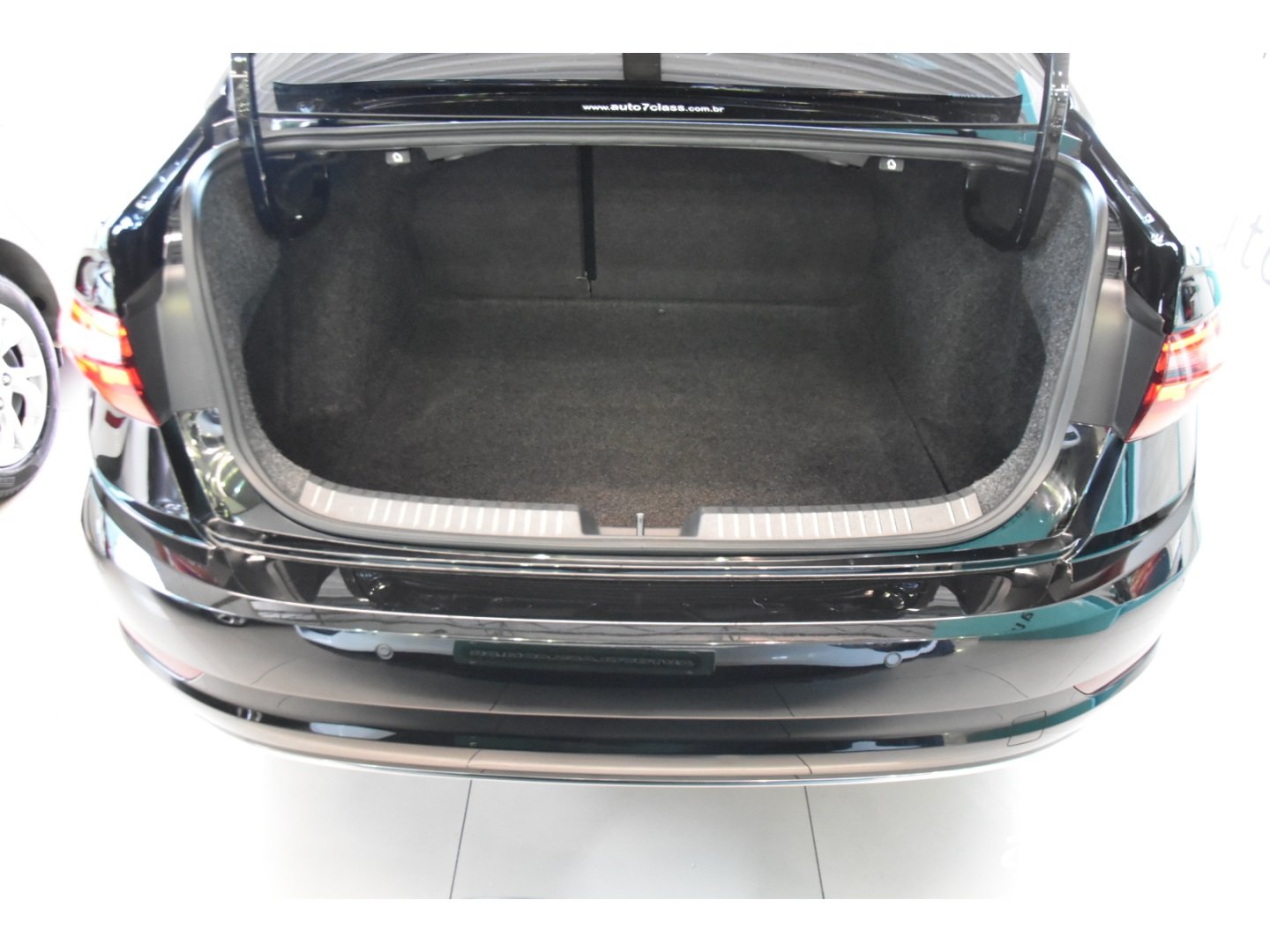 VOLKSWAGEN JETTA - Foto 7